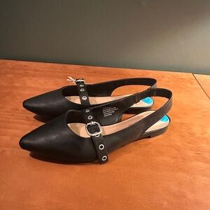 Sincerely Jules Black Pointed-Toe Flats with Buckle Details
